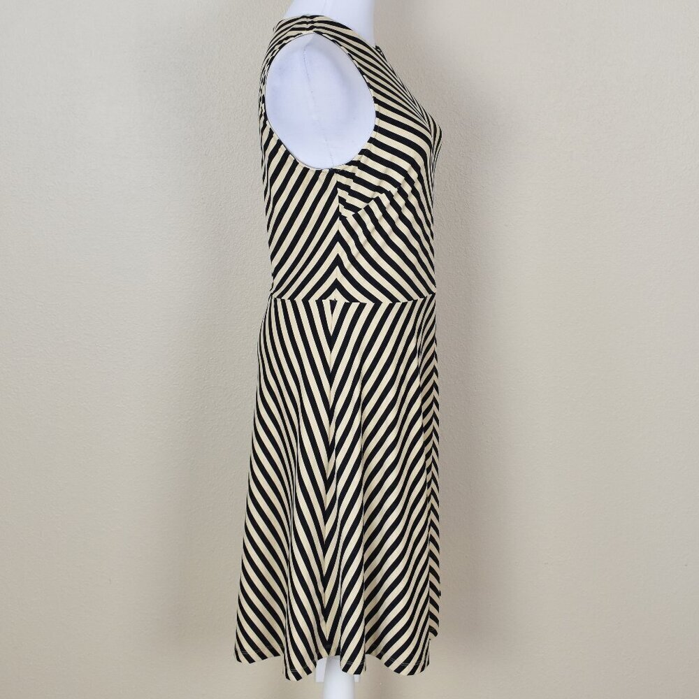 J. McLaughlin Courtney Chevron Stripe Jersey Dress - M - Picture 8 of 10